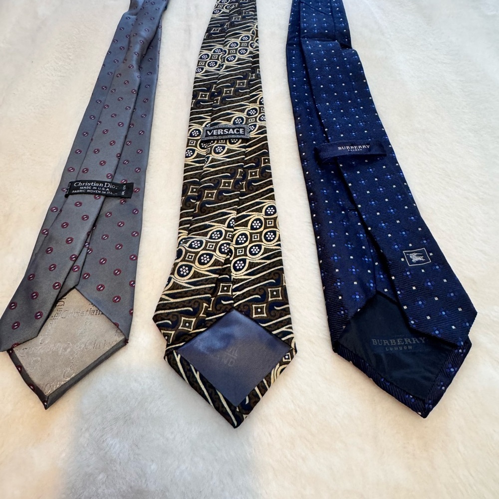 Versace, Christian Dior and Burberry bundle Geometric Tie - Picture 4 of 14